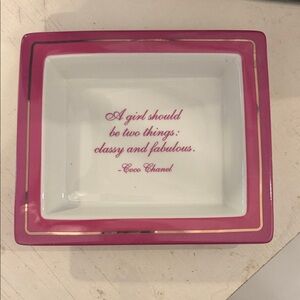 Two's Company White Jewelry Organizer